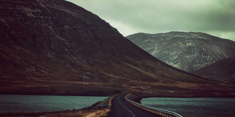 从理念到落地：校园文化标识系统设计的核心策略与商业标识实践